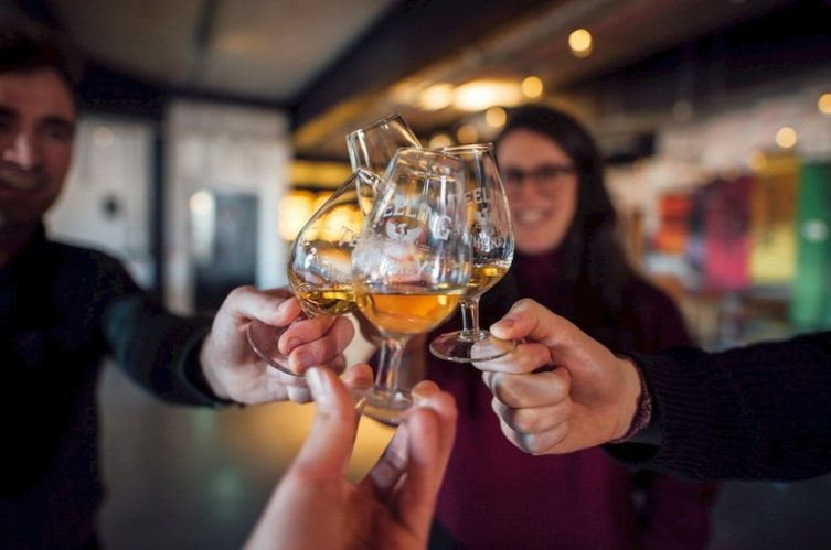 Irish Whiskey Magazine - Teeling Whiskey Distillery - Teeling cheers