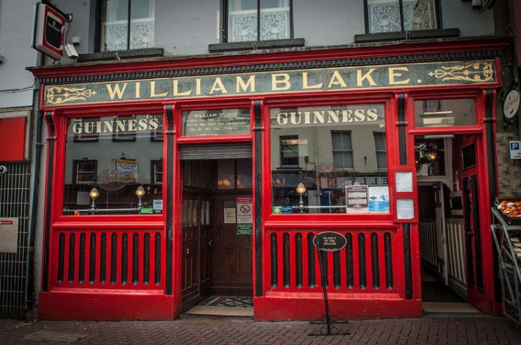 Irish Whiskey Magazine - Whiskey Bars - Blakes of the Hollow 4